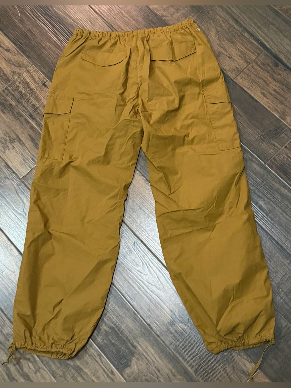 Pilcro Parachute Cargo Pants Sz LT - Picture 4 of 4
